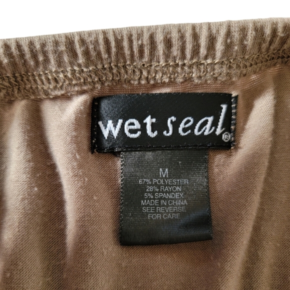 Wet Seal Beaded Flowy Ruffled Boho Top Size Medium - Picture 8 of 10